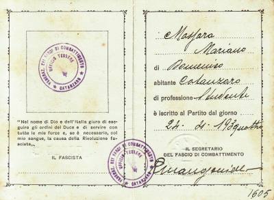 CRCAR282 TARJETA ITALIANA DE IDENTIFICACION DEL PARTIDO FASCISTA DEL AÑO 1934 EN CATANZARO 