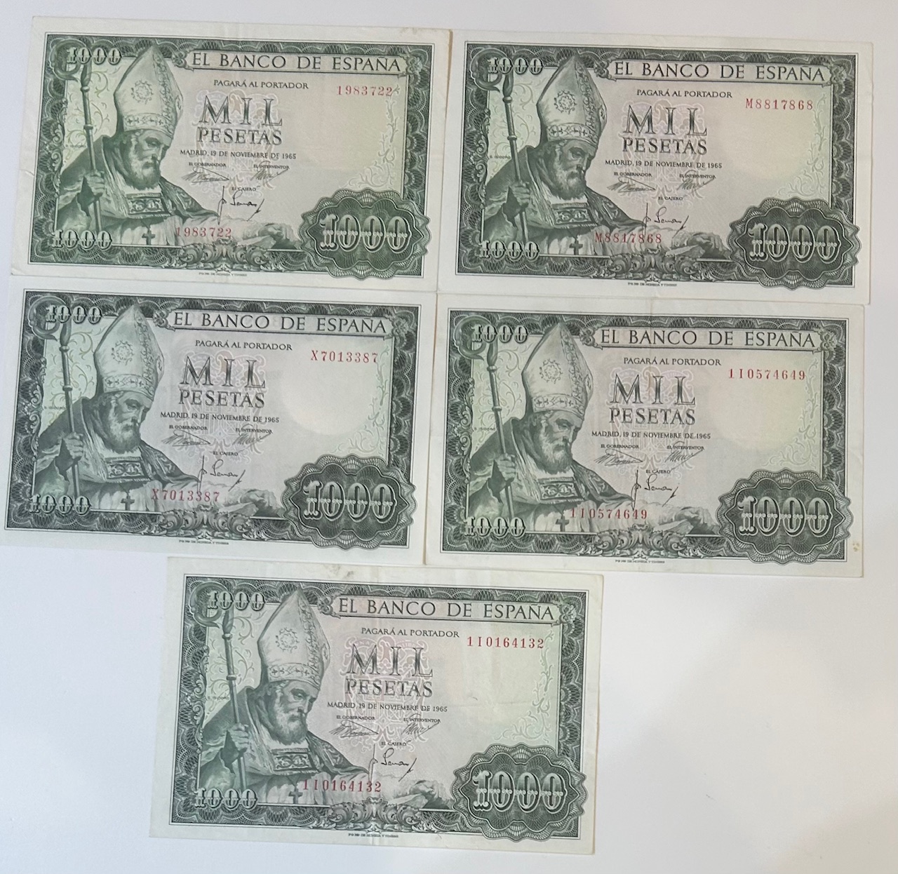 CRBS2003 LOTE 5 BILLETES ESPAÑA 1000 PESETAS 1965 DIFERENTES SERIES 