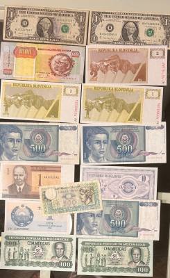 CRBL0547 LOTE 15 BILLETES EXTRANJEROS VER FOTO