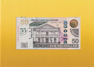 CRBX2899 BILLETE EN FOLDER SURINAME 50 DOLARES 2012 SIN CIRCULAR